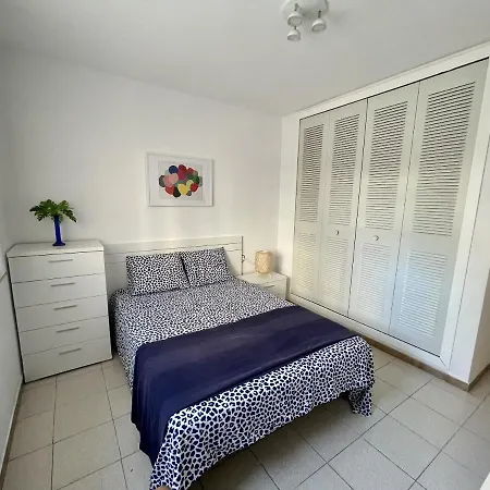 Appartement La Pineda Holiday Apartment *